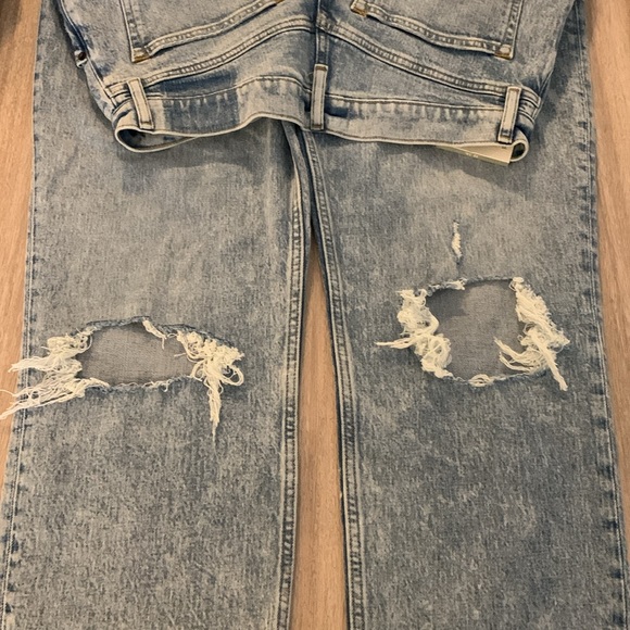 Abercrombie & Fitch NWT Curve Love The 90’s Straight Ultra High Rise Jeans! - Picture 10 of 10